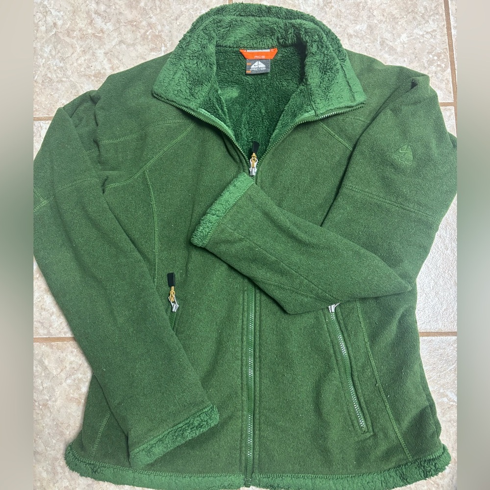 Nike ACG Forest Green Jacket